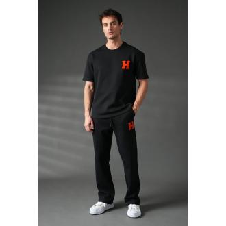 Ensemble tee-shirt + pantalon noir