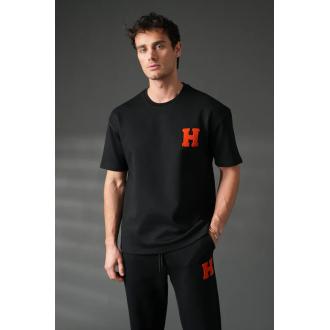 Ensemble tee-shirt + pantalon noir
