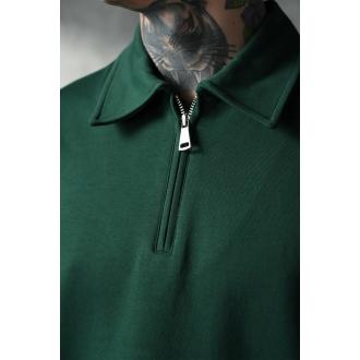 Ensemble t-shirt polo et short vert