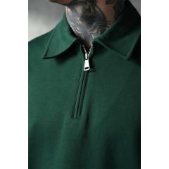 Ensemble t-shirt polo et short vert