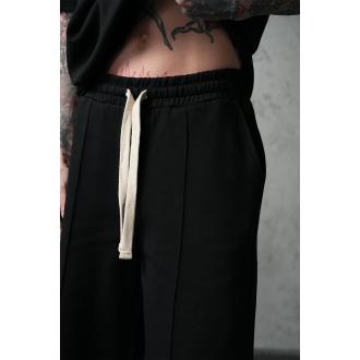Ensemble T-shirt polo et short noir