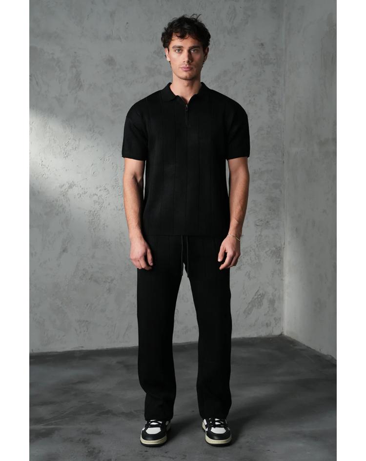 Ensemble shirt zippé et pantalon noir