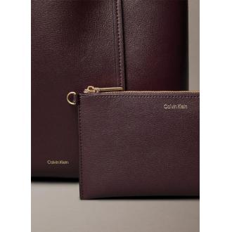 Calvin Klein Sac Cabas avec logo métallisé marron
