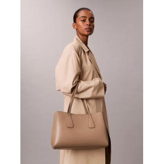 Calvin Klein Sac à main Ck Medium Work Tote taupe